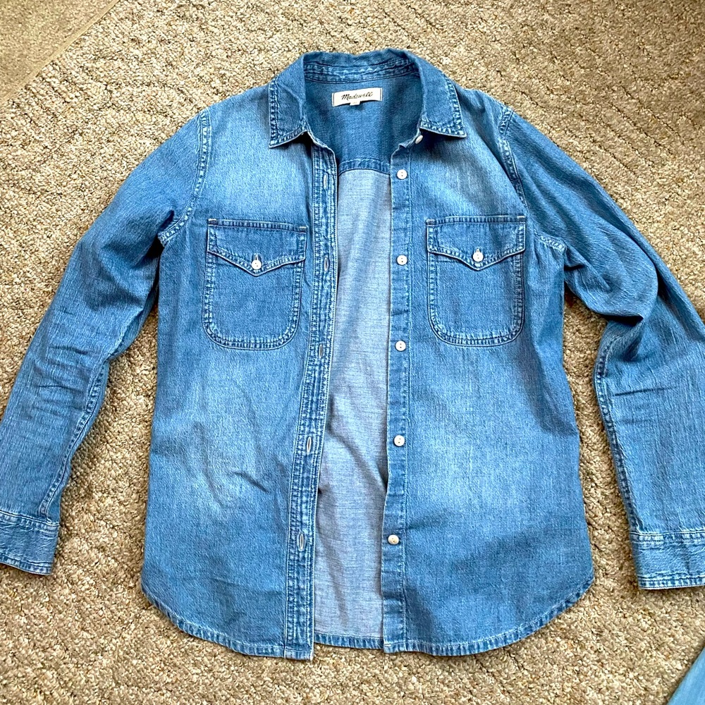 Women’s woven denim button down shirt